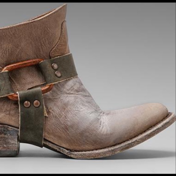 SOLD Freebird by Steven Phlow Phoenix Low Boots - Picture 3 of 16